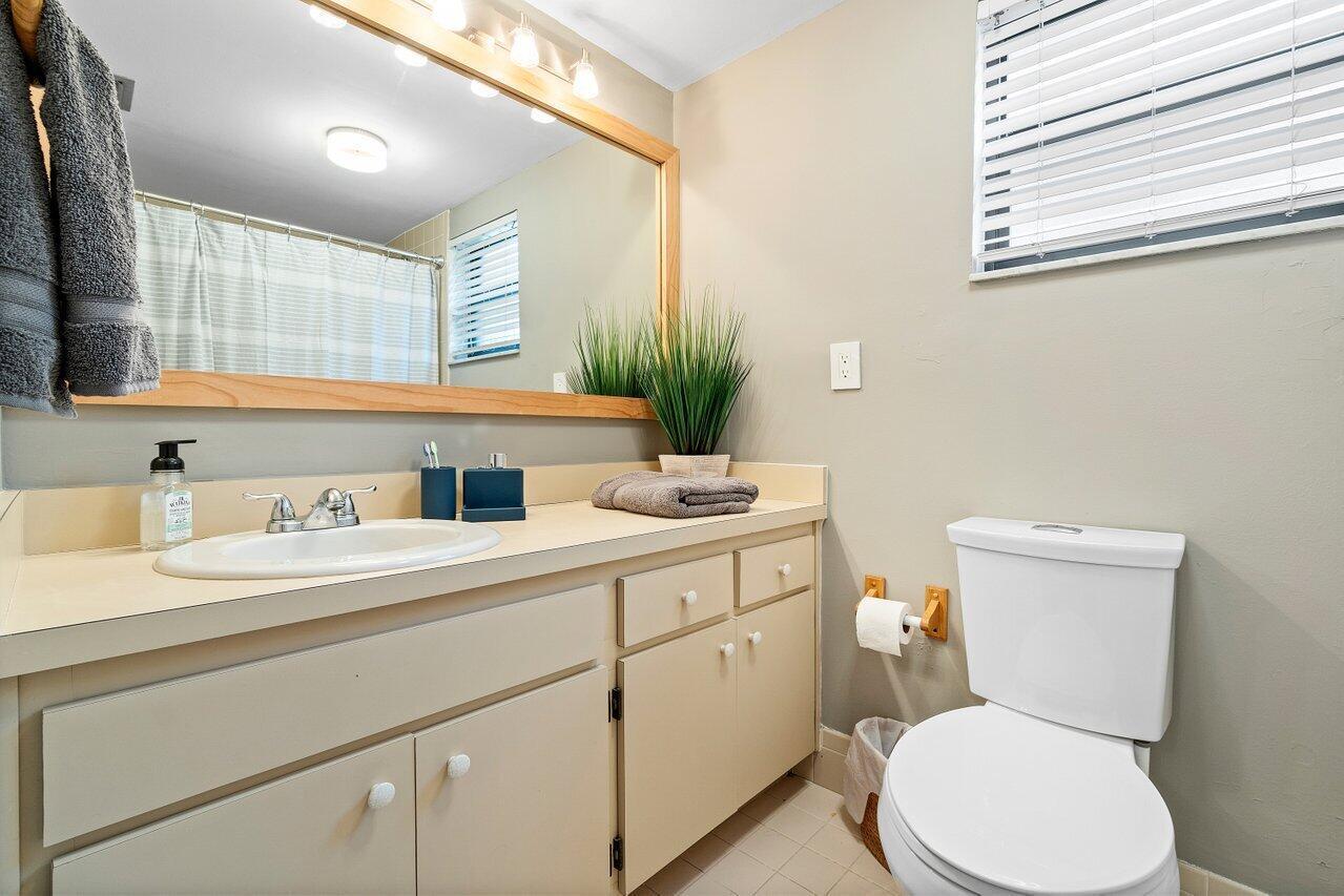 11863 Wimbledon Circle # 407, Wellington FL 33414 photo 4