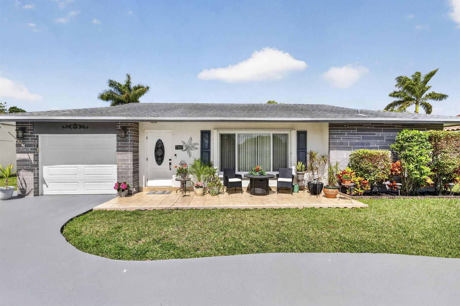 7005 NW 95th Terrace, Tamarac FL 33321 photo 3