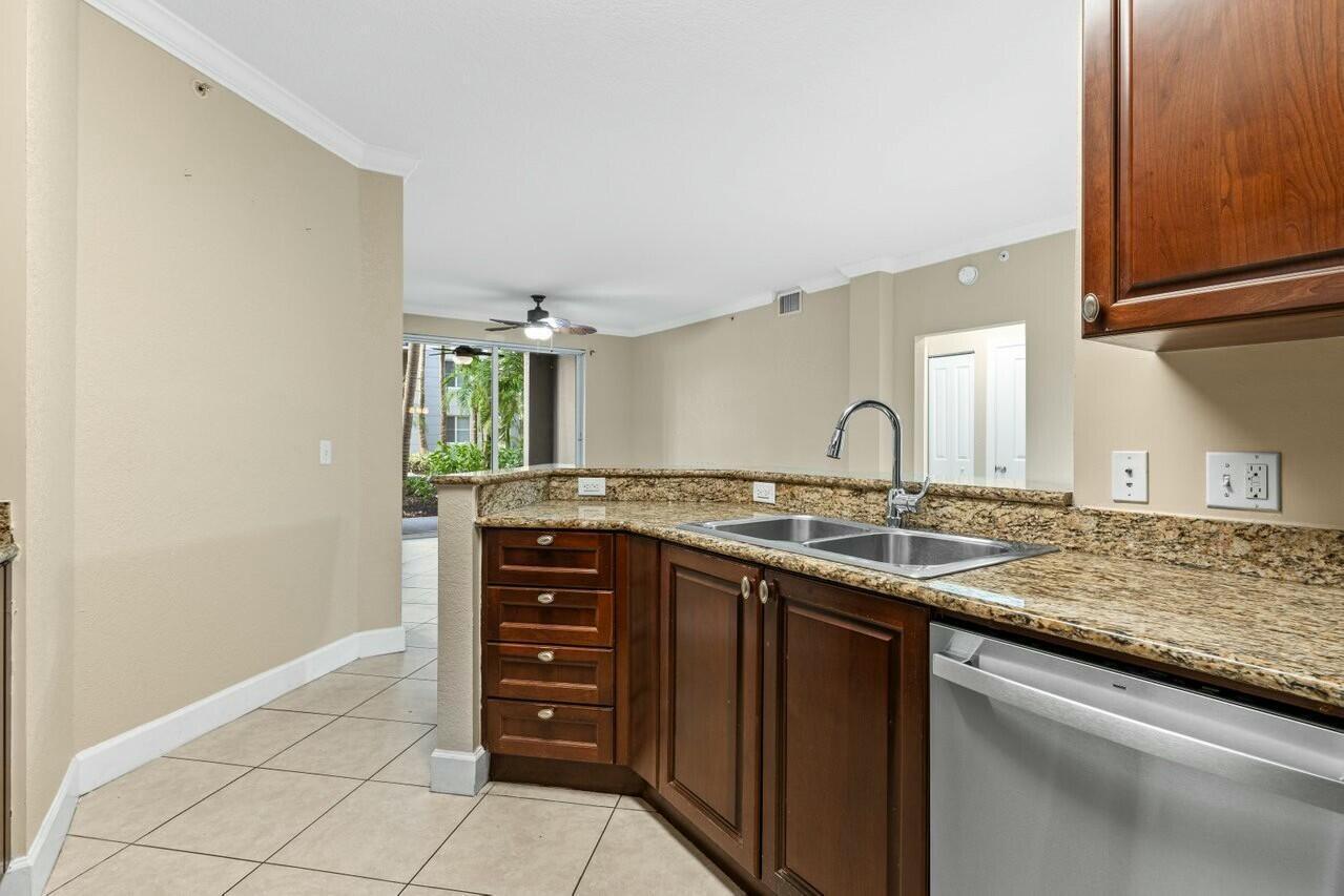 1690 Renaissance Commons Boulevard # 1125, Boynton Beach FL 33426 photo 4