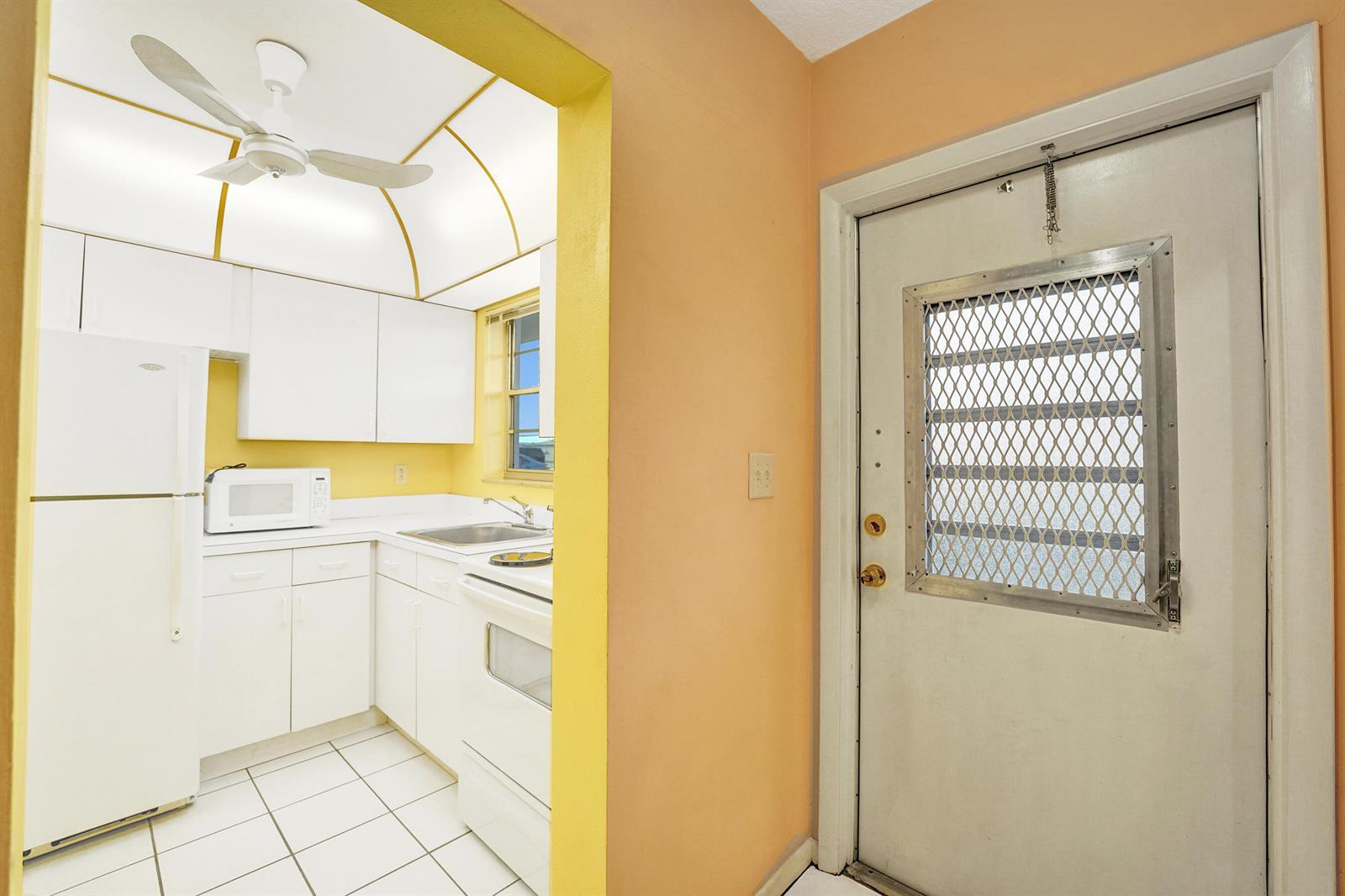 2551 W Golf Boulevard # 108, Pompano Beach FL 33064 photo 3