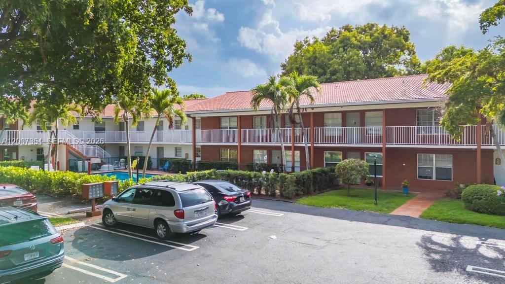 3100 Coral Springs Dr # 2H, Coral Springs FL 33065 photo 2