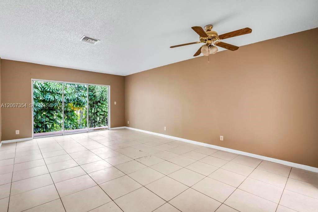 3100 Coral Springs Dr # 2H, Coral Springs FL 33065 photo 3