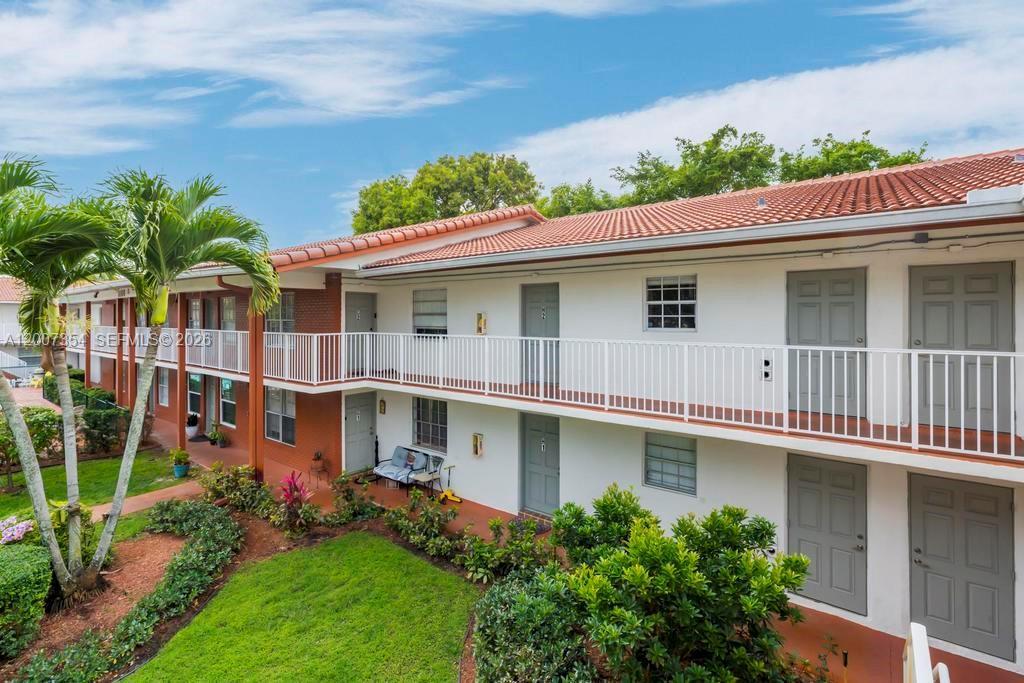 3100 Coral Springs Dr # 2H, Coral Springs FL 33065
