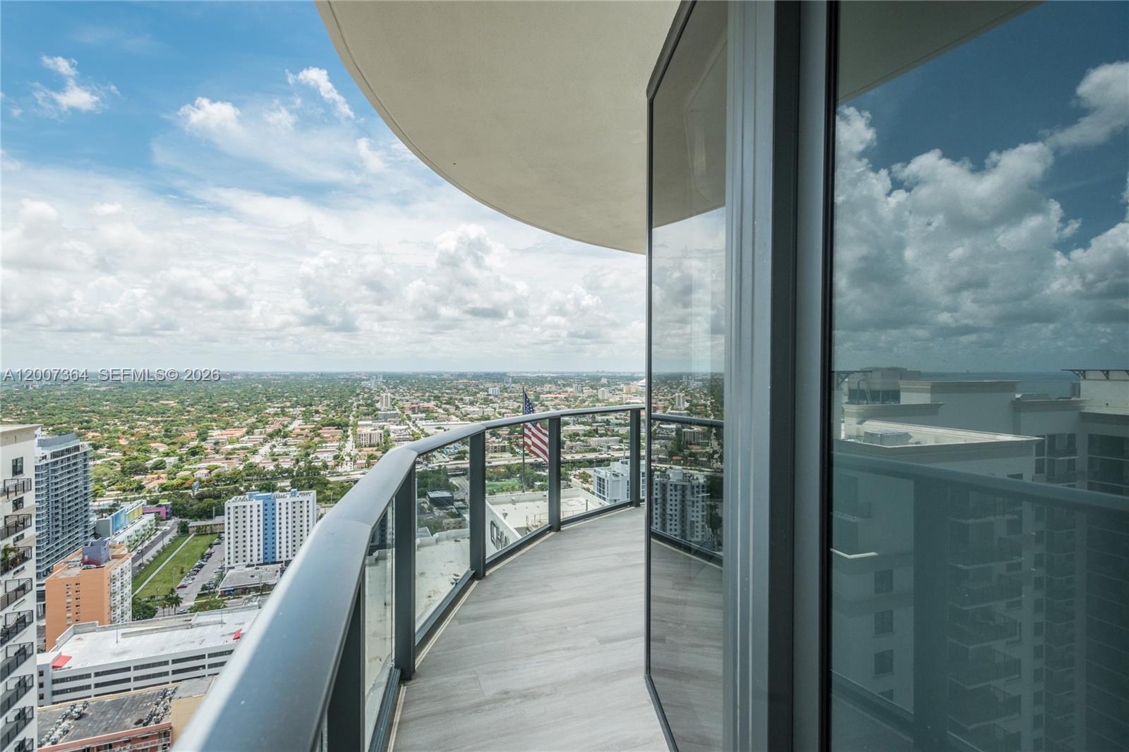55 SW 9 St # 3606, Miami FL 33129 photo 3