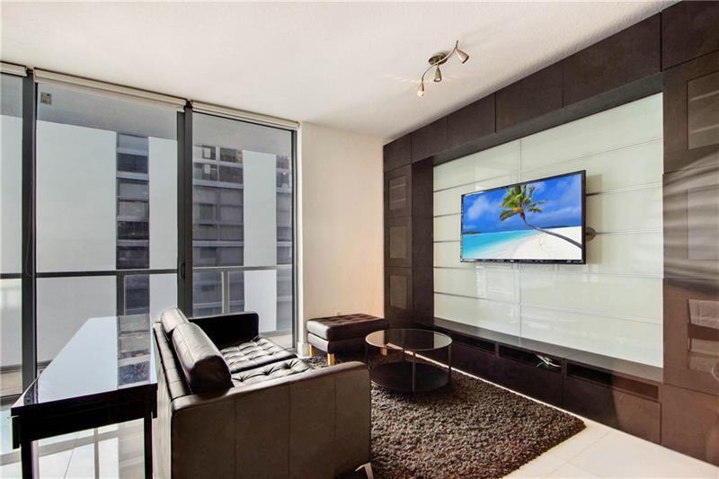 1050 Brickell Avenue # 3222, Miami FL 33131 photo 3