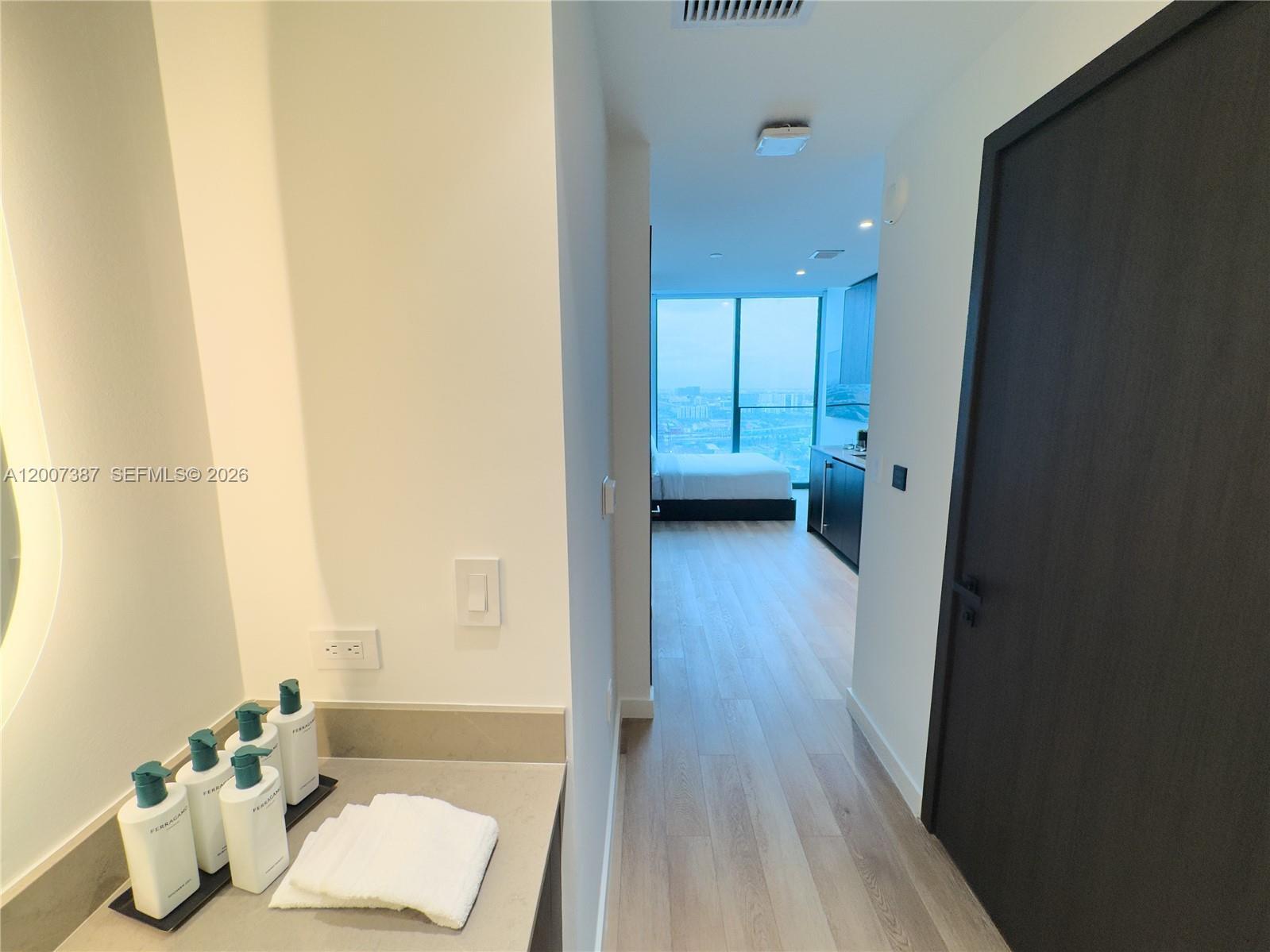 20 NE 11th St # 3012B, Miami FL 33132 photo 4