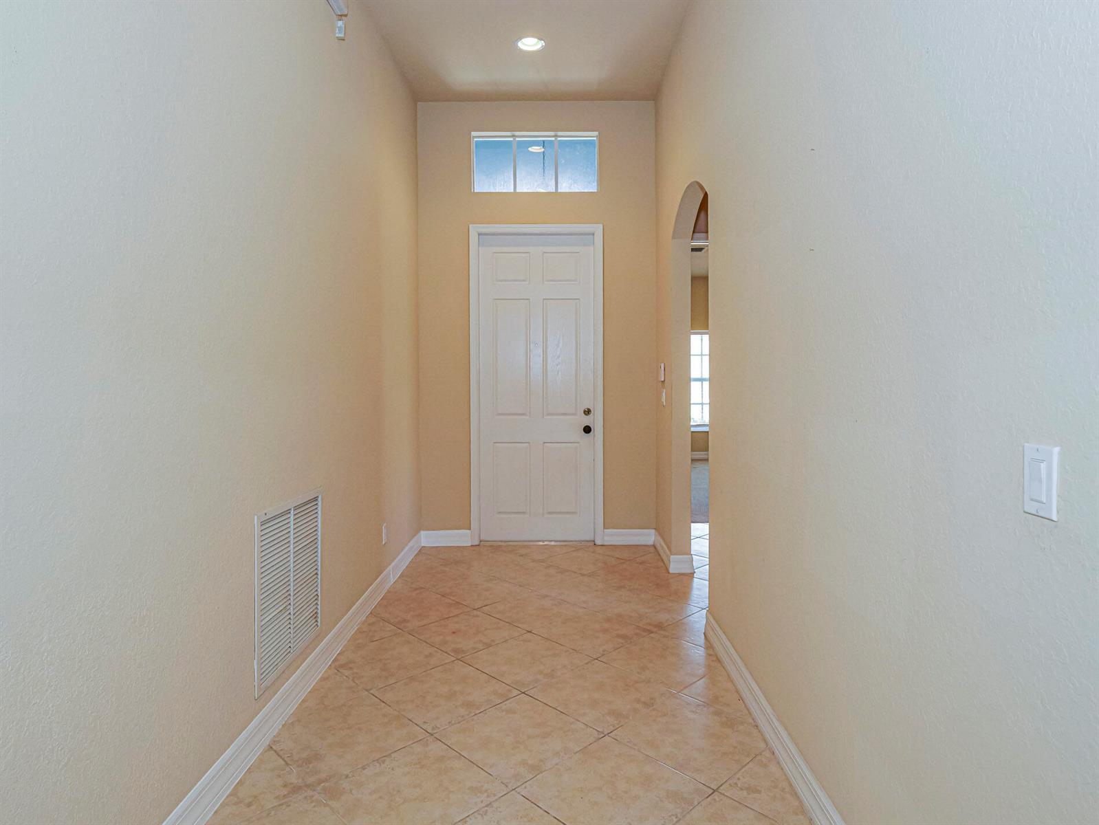 5561 57th Way, Vero Beach FL 32967 photo 2