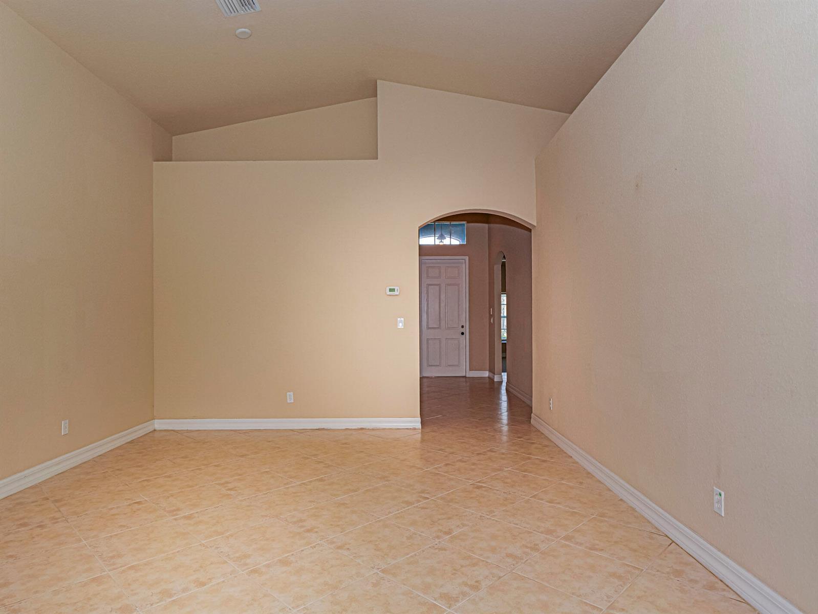 5561 57th Way, Vero Beach FL 32967 photo 3