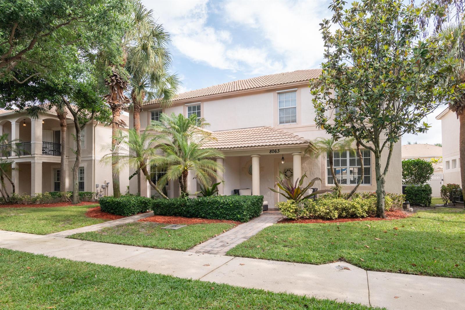 8065 Murano Circle, Palm Beach Gardens FL 33418