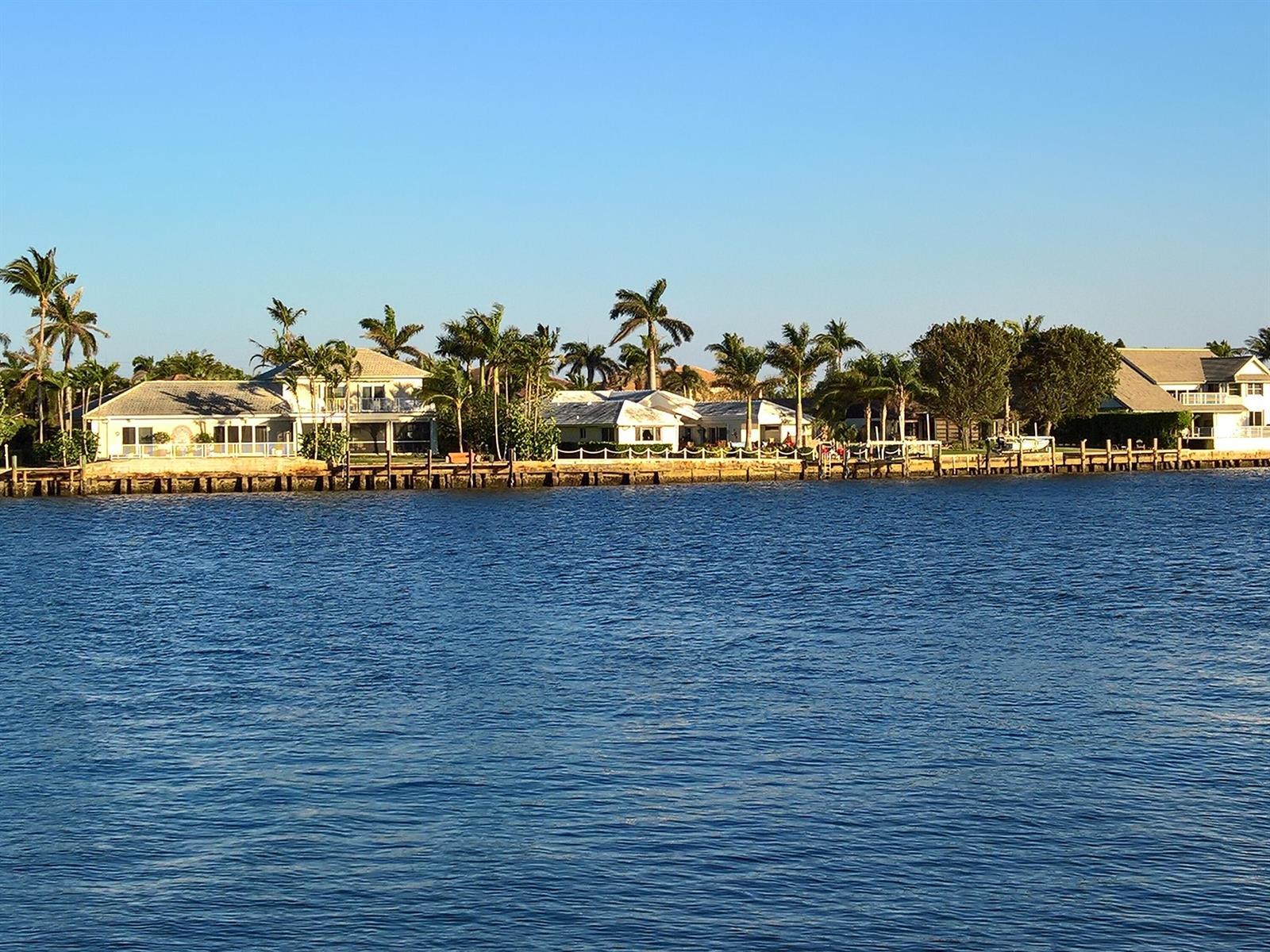 718 NE 12th Terrace # 3, Boynton Beach FL 33435 photo 2