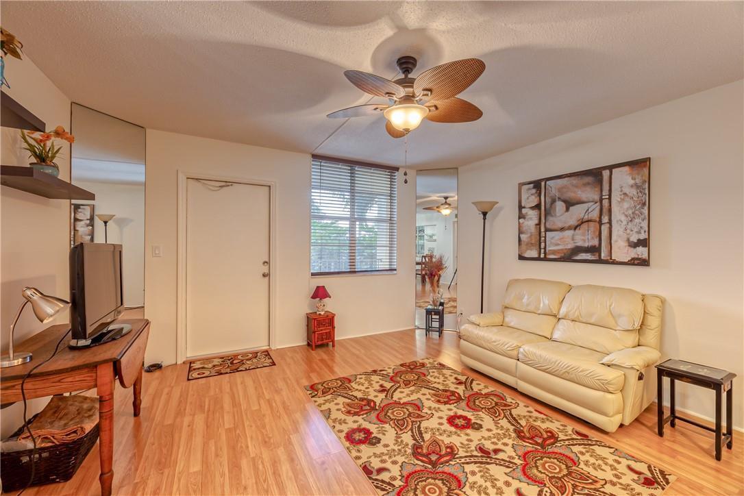 2400 NE 10th Street # 204, Pompano Beach FL 33062 photo 4