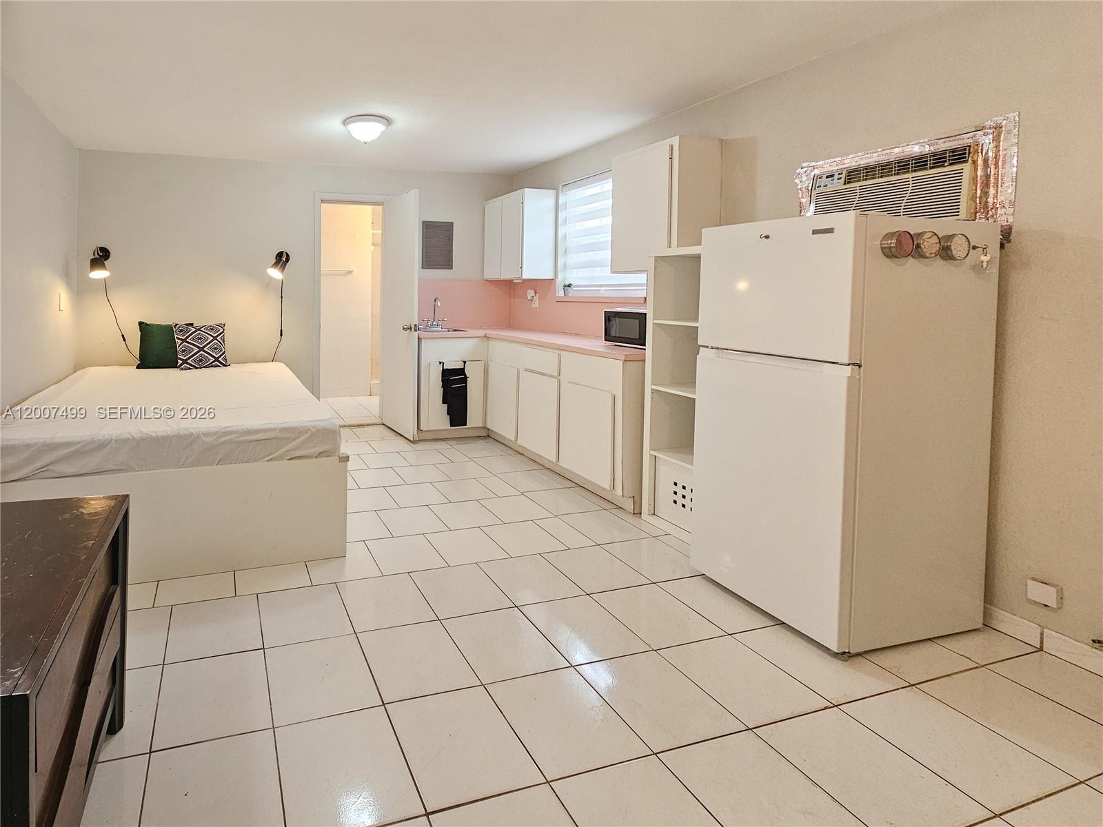 54 SW 24th Rd, Miami FL 33129 photo 3