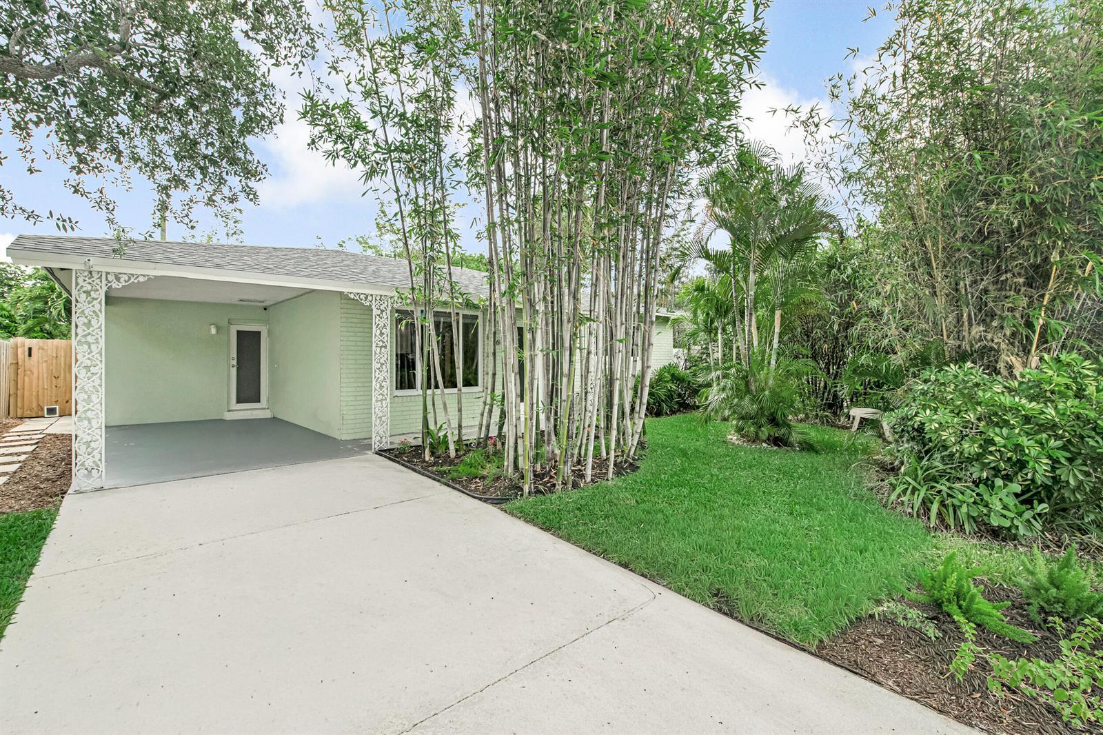 1612 N Ocean Breeze, FL 33460 photo 5