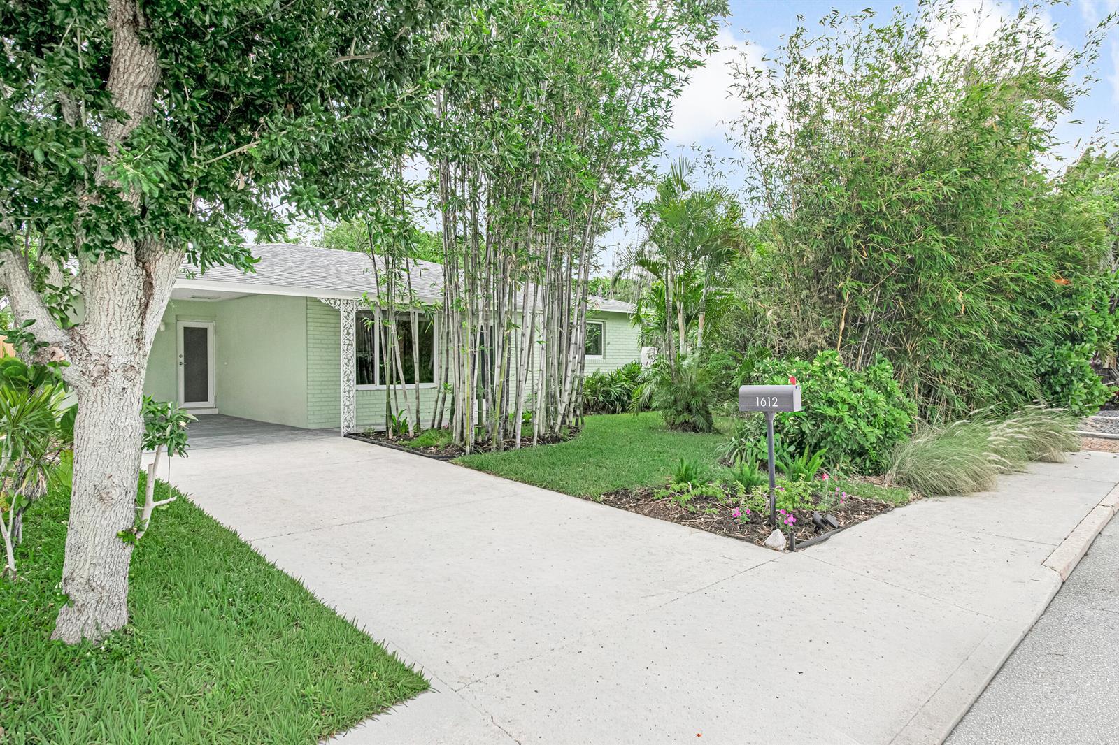 1612 N Ocean Breeze, FL 33460 photo 4