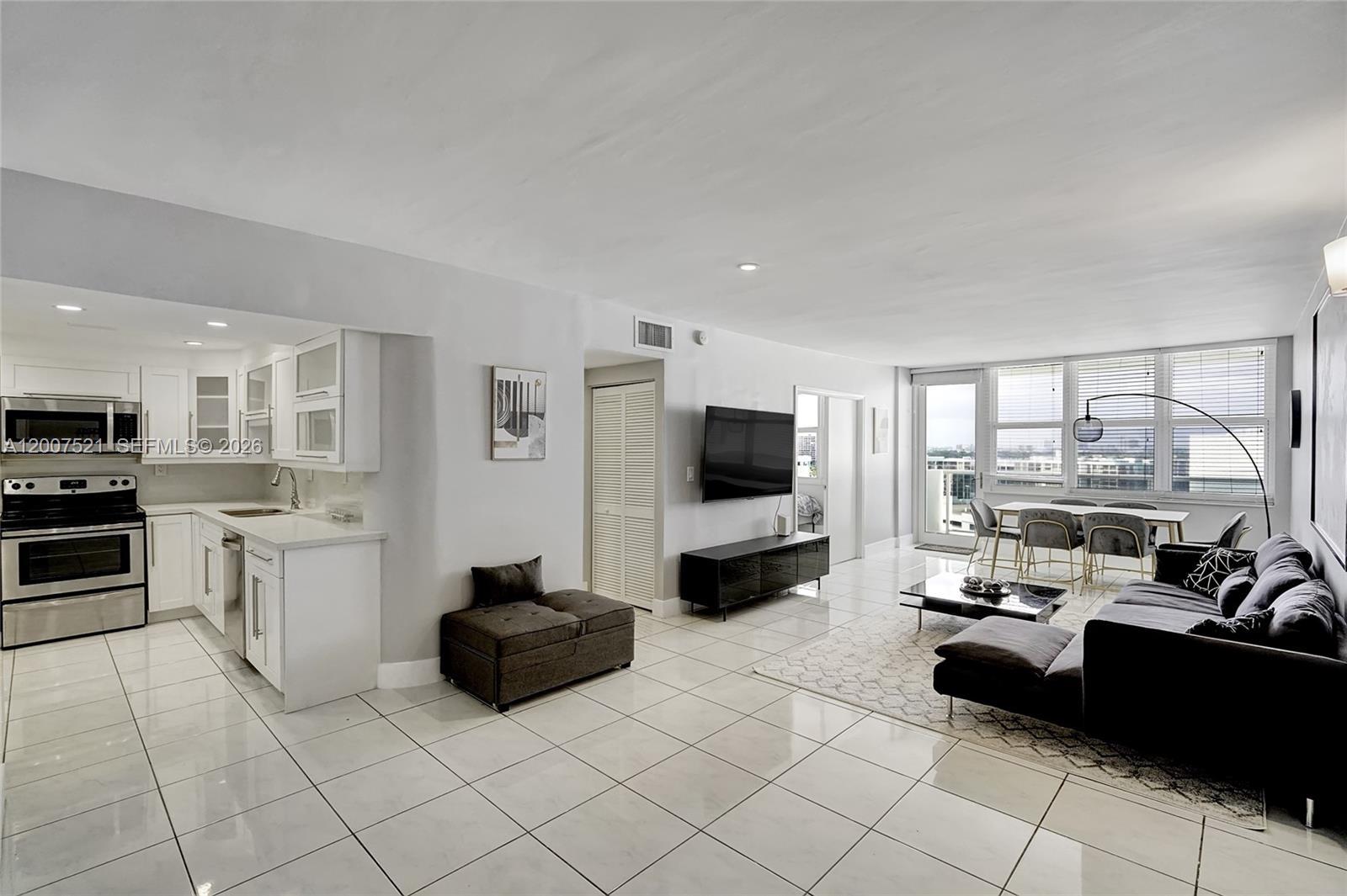 3725 S Ocean Dr # 1519, Hollywood FL 33019
