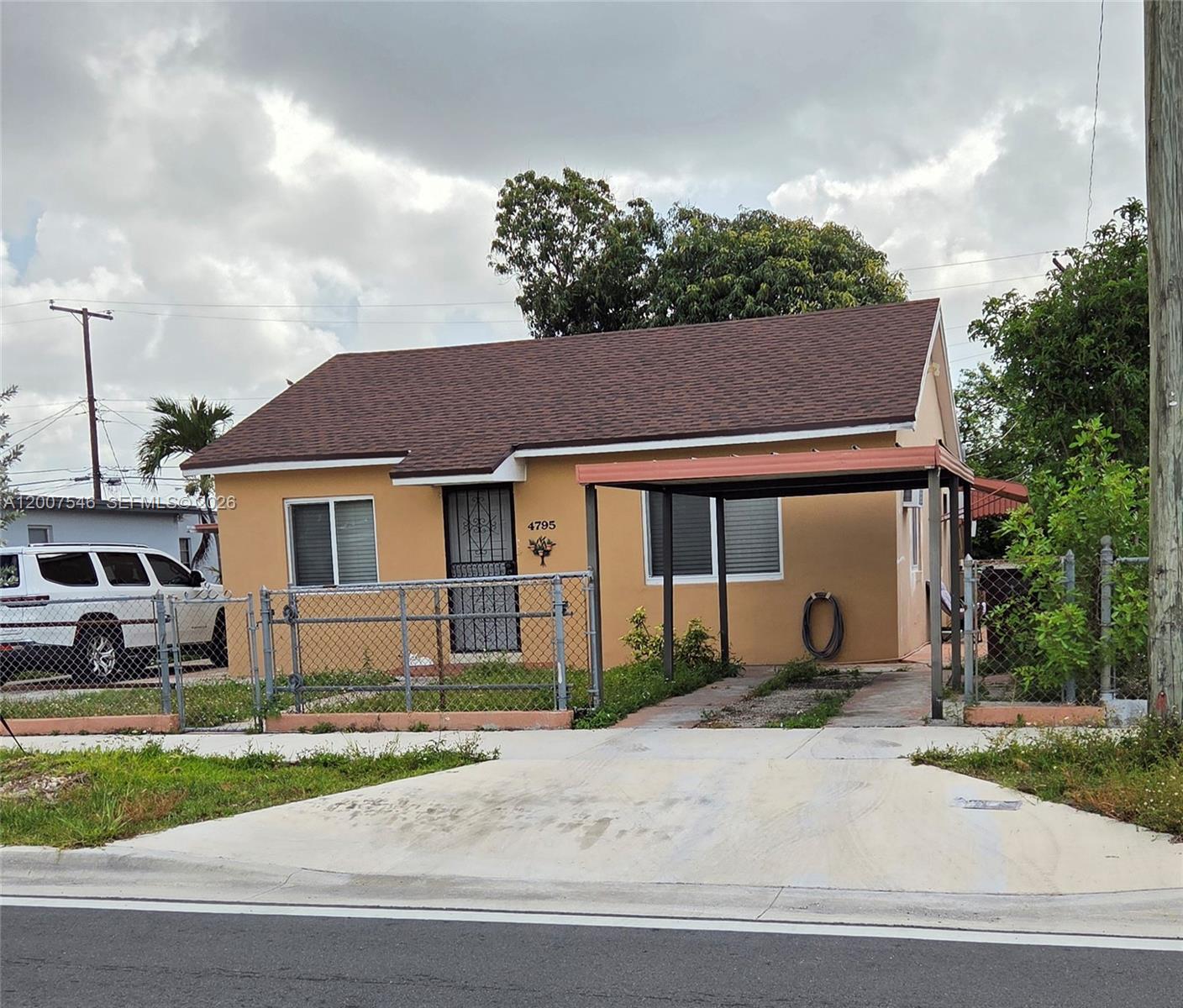 4795 E 8th Ct, Hialeah FL 33013