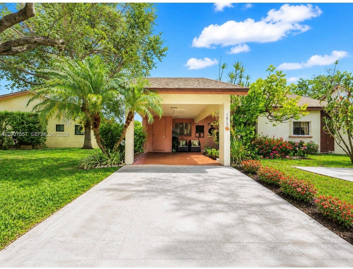 1815 Tamarind Ln, Coconut Creek FL 33063