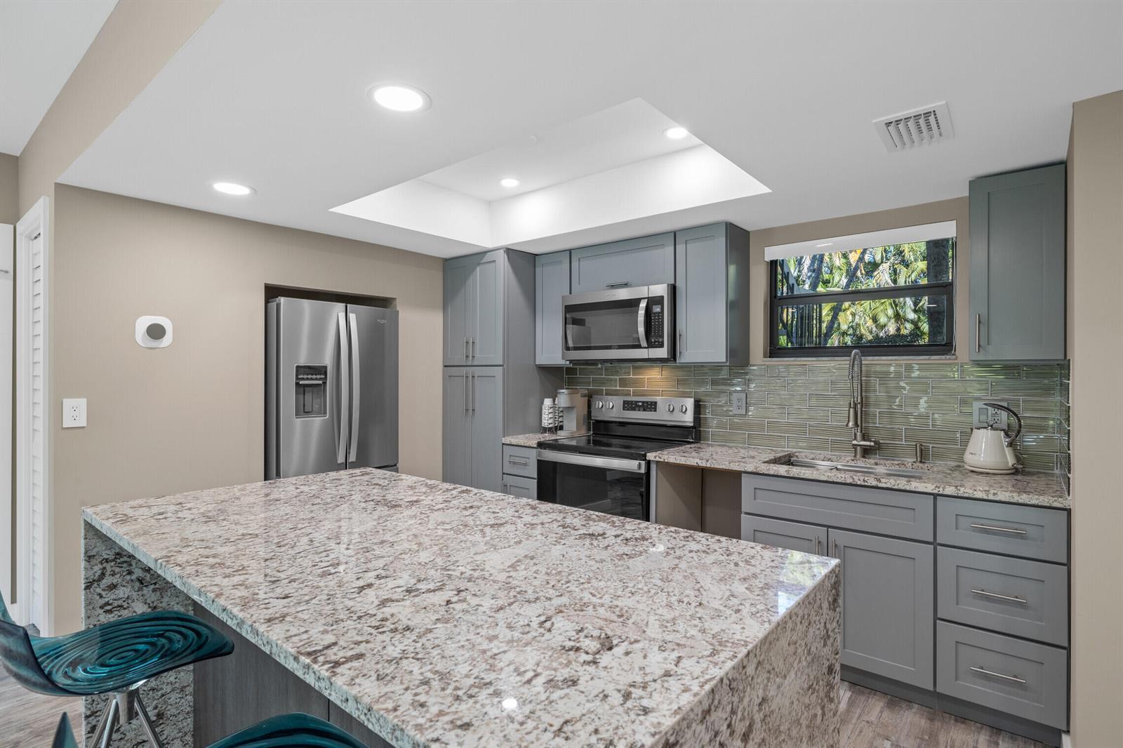11863 Wimbledon Circle # 438, Wellington FL 33414 photo 2