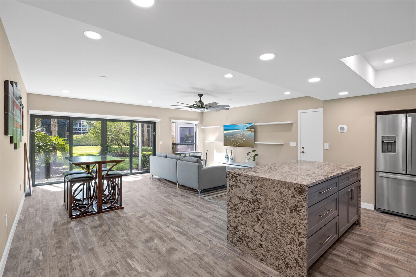 11863 Wimbledon Circle # 438, Wellington FL 33414 photo 5