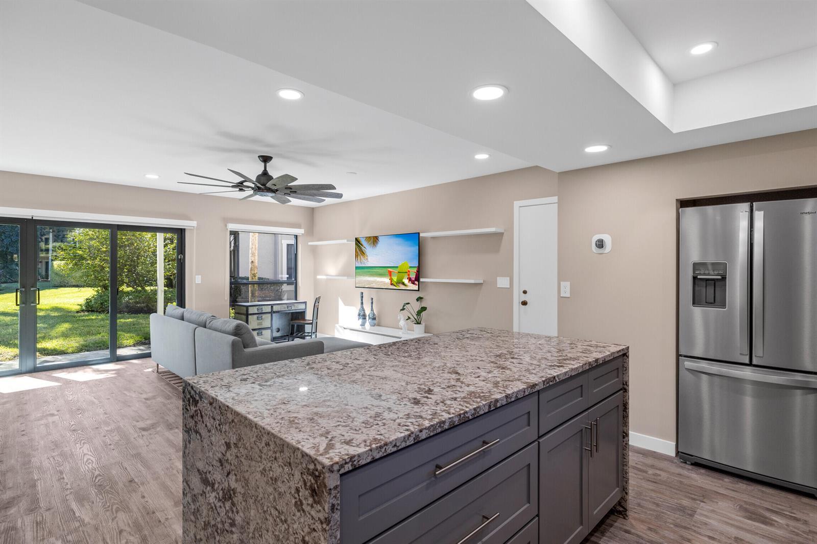 11863 Wimbledon Circle # 438, Wellington FL 33414 photo 4