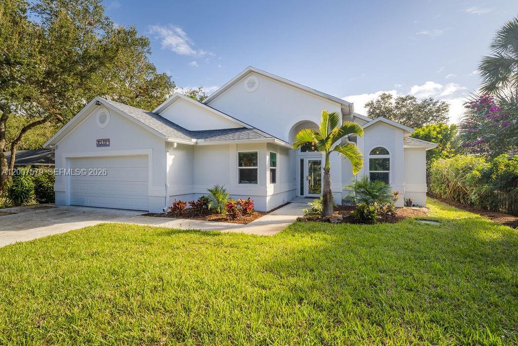 9330 Seagrape Dr, Vero Beach FL 32963