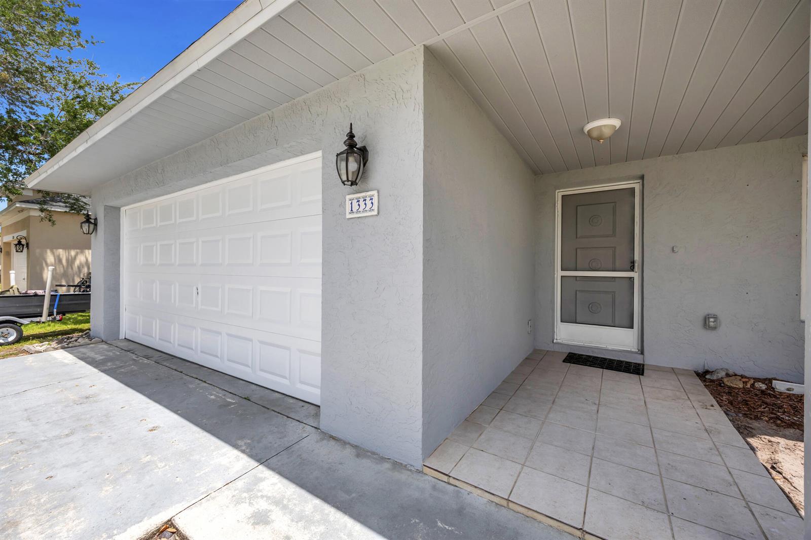 1333 SE Bayharbor Street, Port St. Lucie FL 34983 photo 3