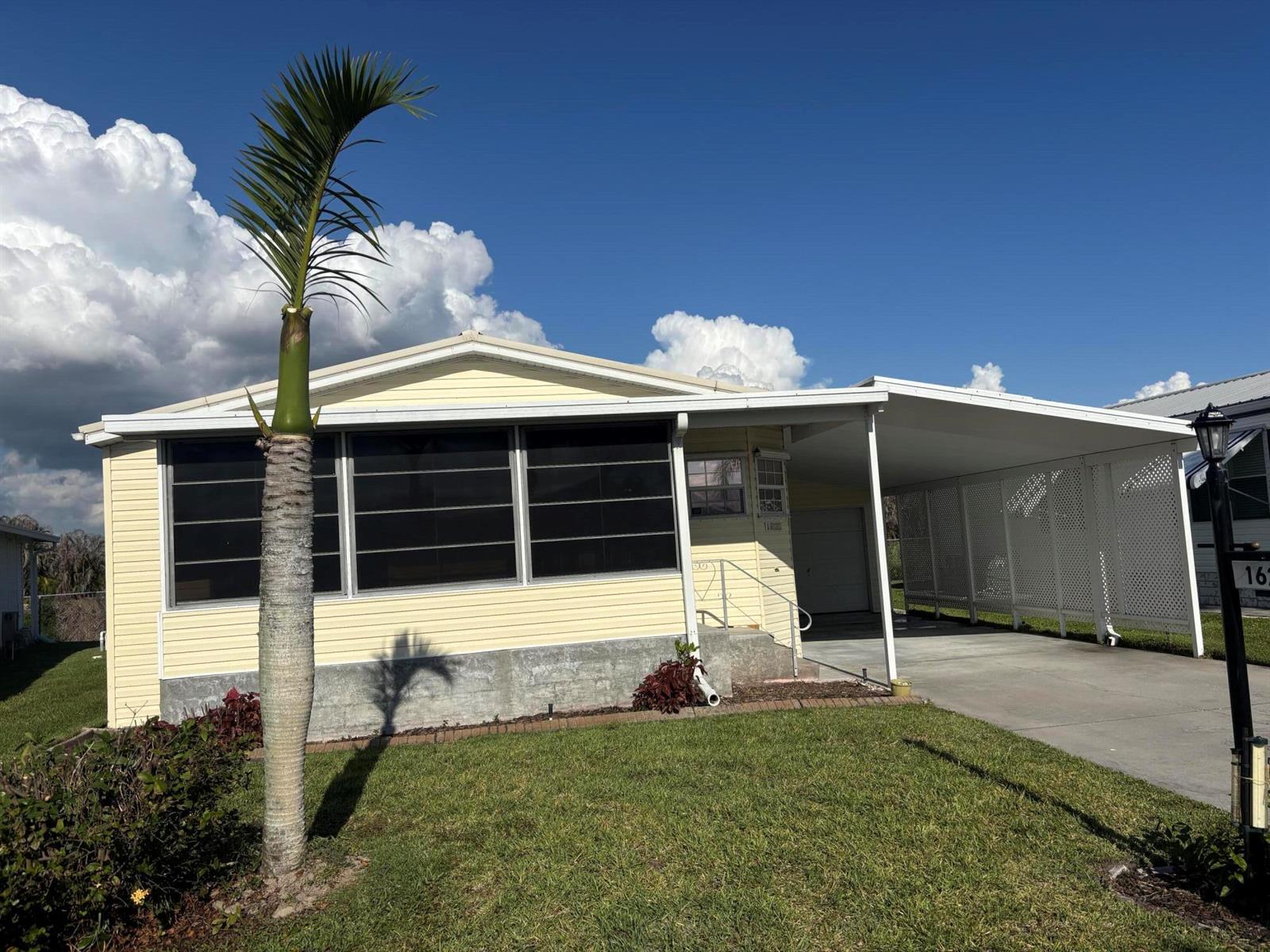 1621 SW 35th Circle, Okeechobee FL 34974