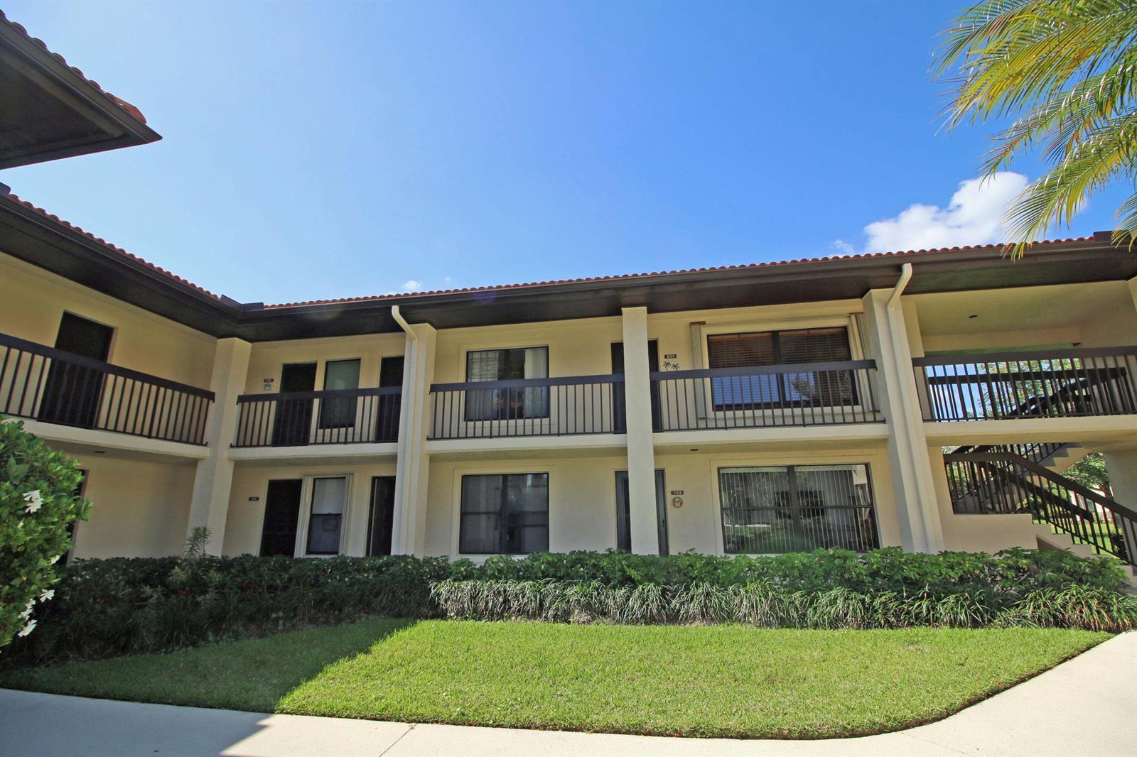 450 SW South River Drive # 104, Stuart FL 34997