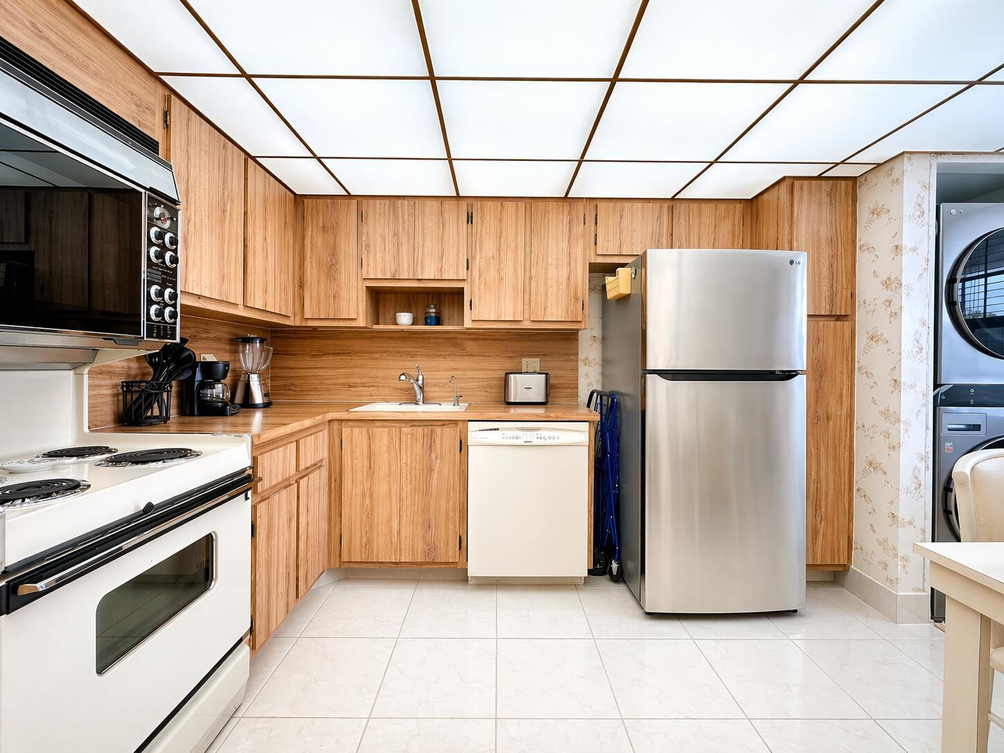4015 W Palm Aire Drive # 205, Pompano Beach FL 33069 photo 3