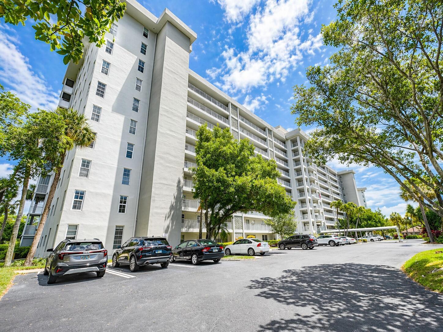 4015 W Palm Aire Drive # 205, Pompano Beach FL 33069