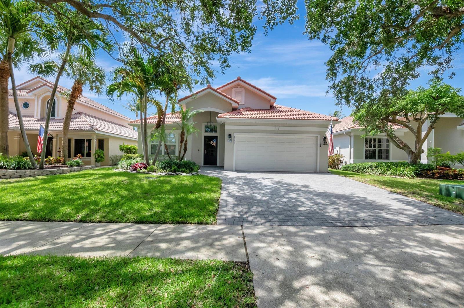 1050 Delray Lakes Drive, Delray Beach FL 33444 photo 2