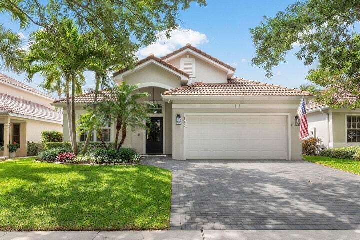 1050 Delray Lakes Drive, Delray Beach FL 33444