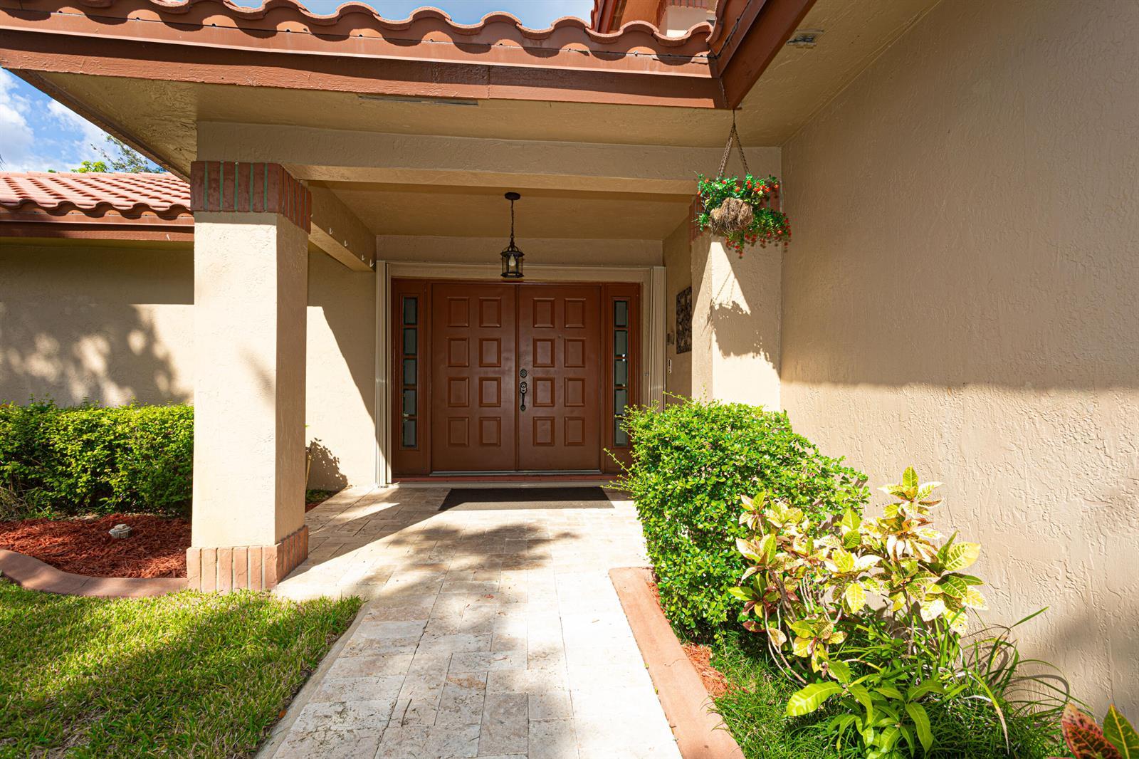 19921 NW 4th Street, Pembroke Pines FL 33029 photo 5