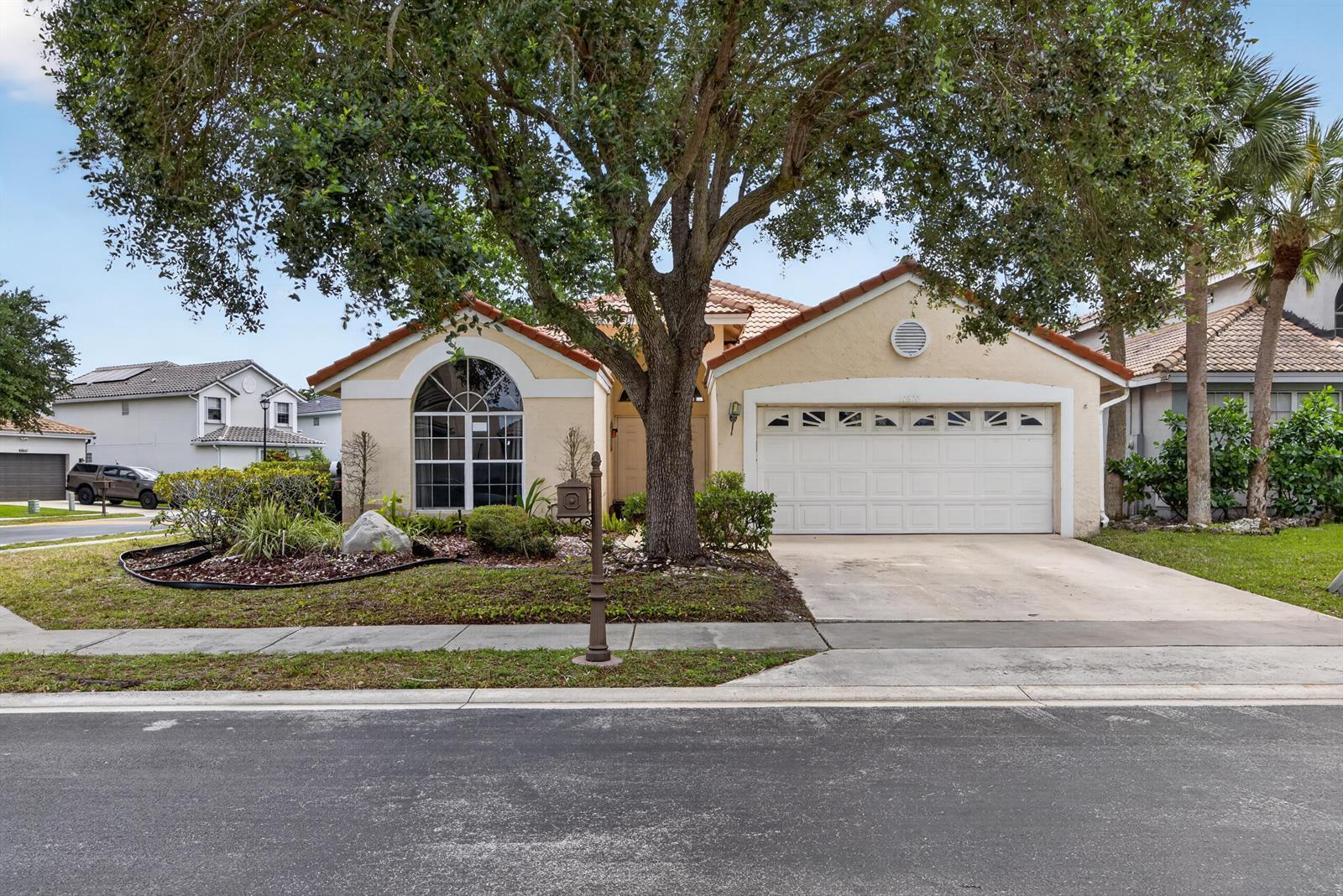 10870 Old Bridgeport Lane, Boca Raton FL 33498 photo 3