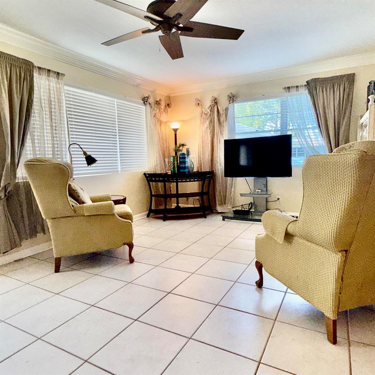 137 Farnham F # 137, Deerfield Beach FL 33442 photo 2