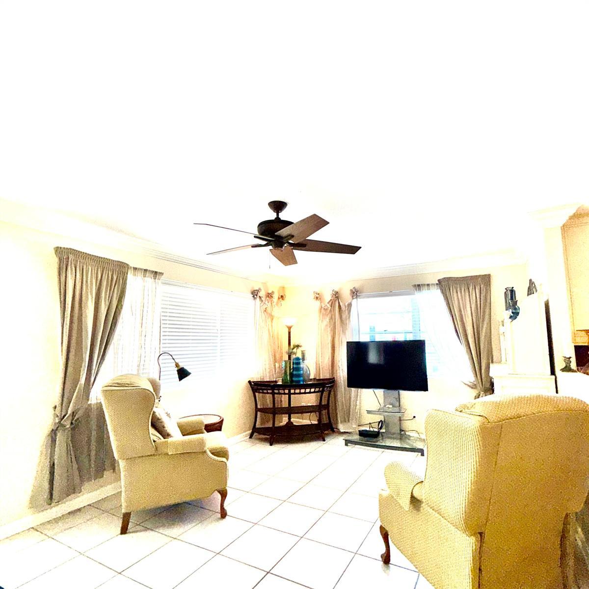 137 Farnham F # 137, Deerfield Beach FL 33442 photo 3