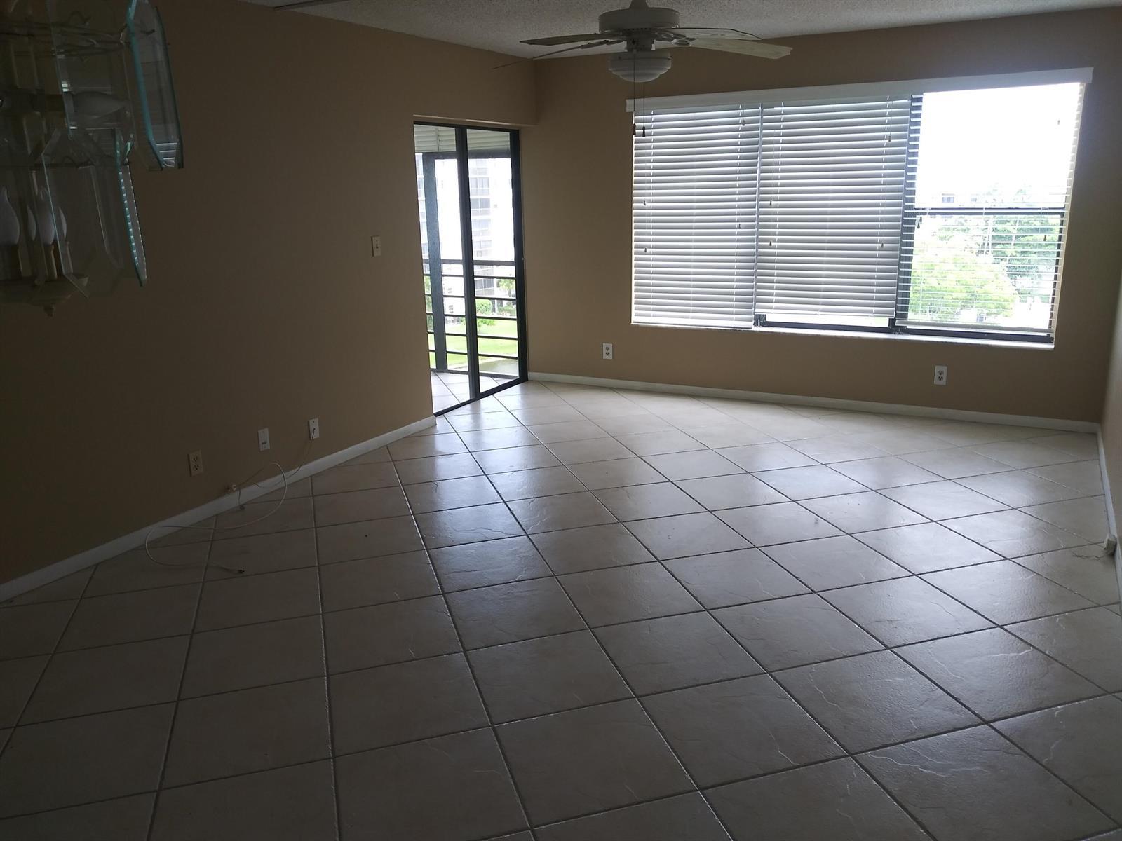 2309 S Cypress Bend Drive S # 714c, Pompano Beach FL 33069 photo 4