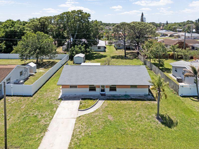 734 SE Arton Lane, Port St. Lucie FL 34983 photo 3