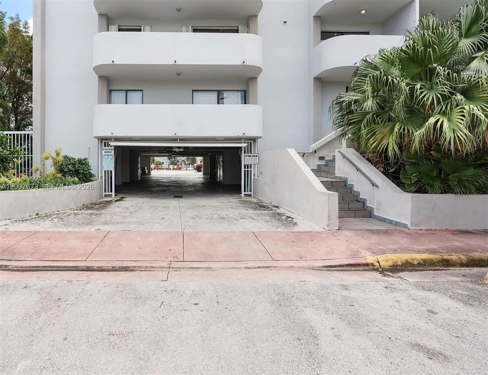 110 S Shore Dr # 5B, Miami Beach FL 33141 photo 2