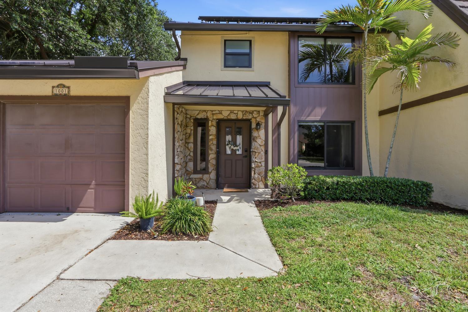 1001 Raintree Lane, Palm Beach Gardens FL 33410 photo 3