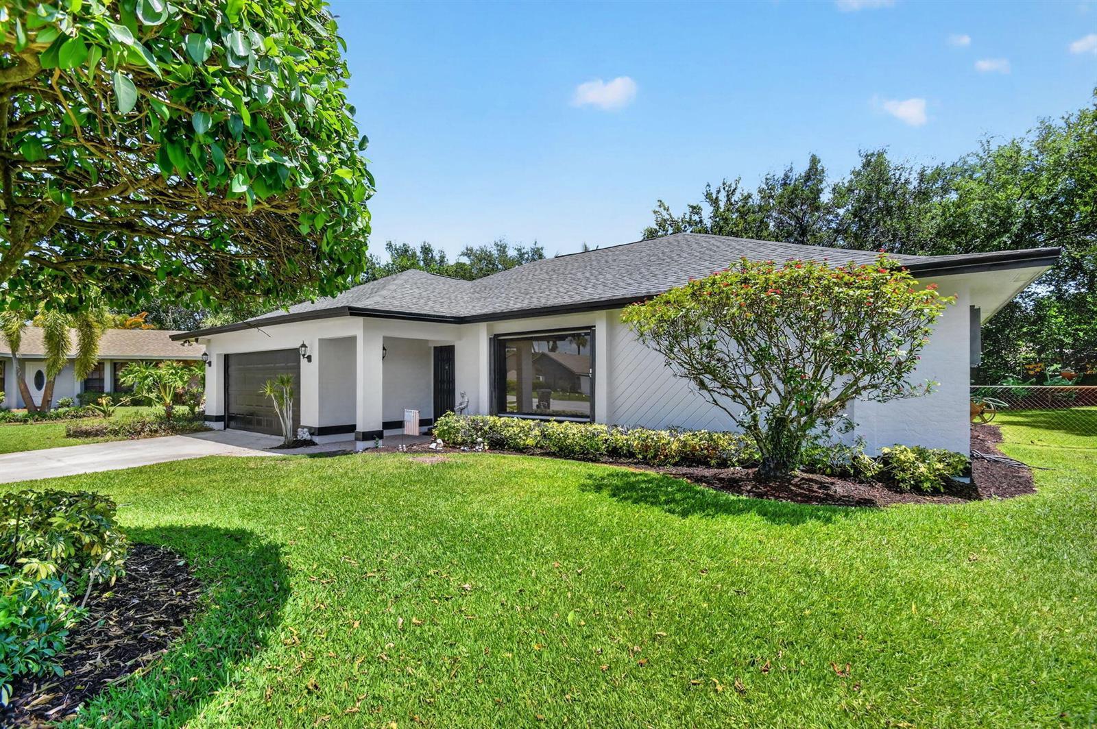 980 Ryanwood Drive, West Palm Beach FL 33413 photo 3