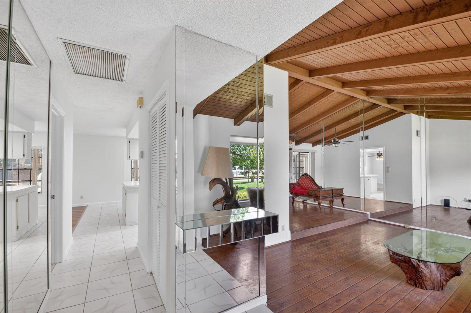 980 Ryanwood Drive, West Palm Beach FL 33413 photo 5