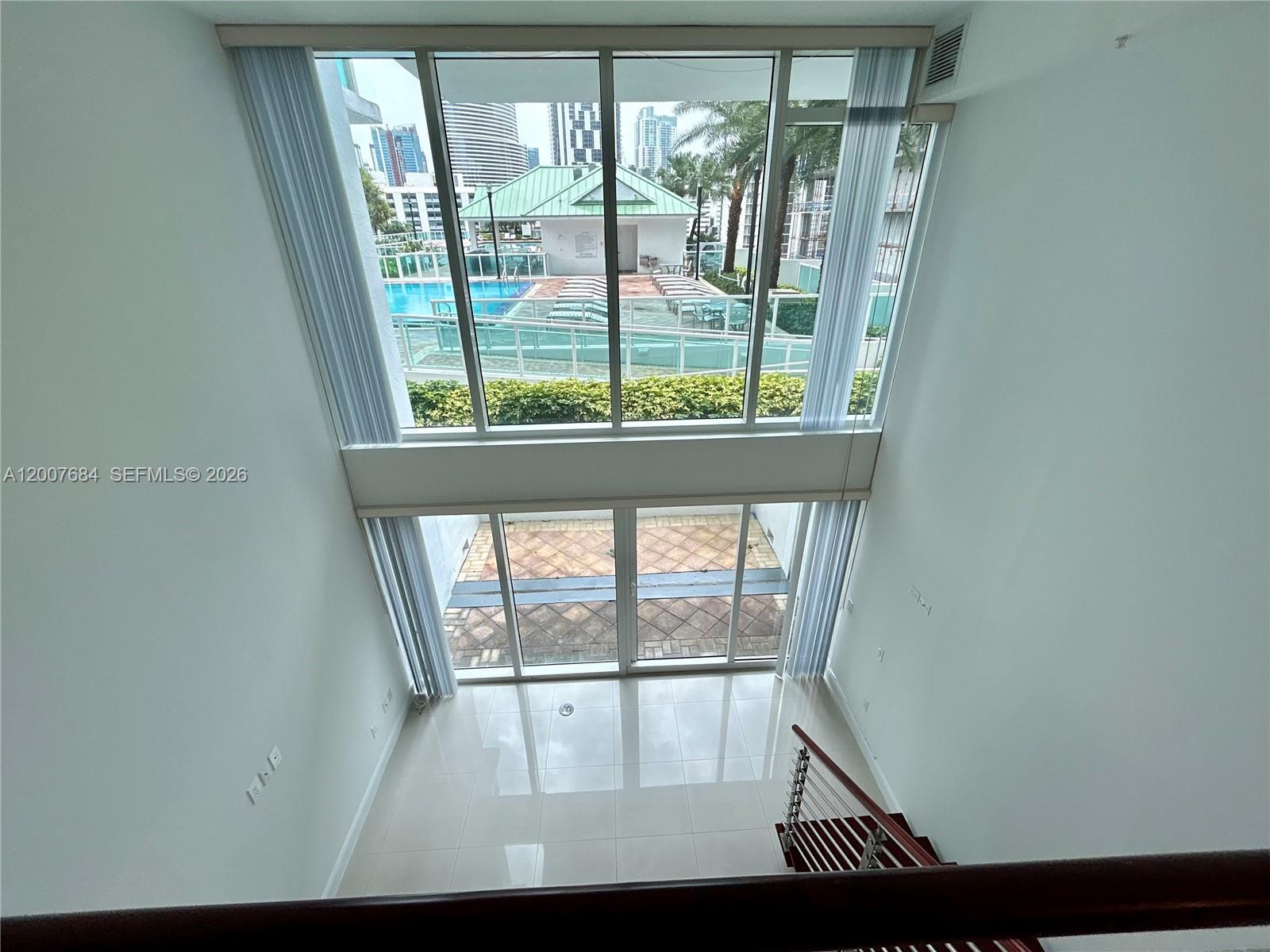 41 SE 5th St # 703, Miami FL 33131 photo 3