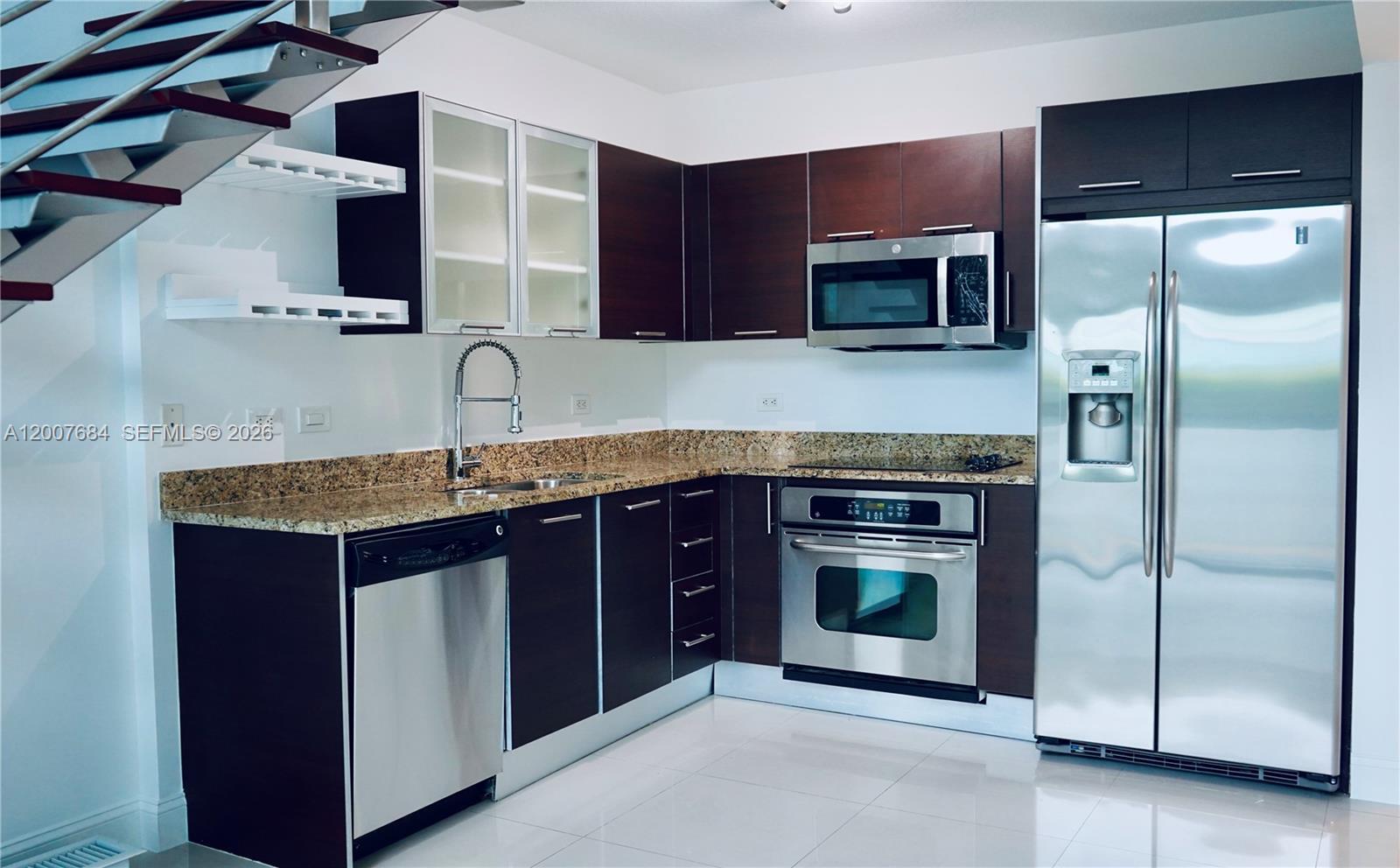 41 SE 5th St # 703, Miami FL 33131 photo 5