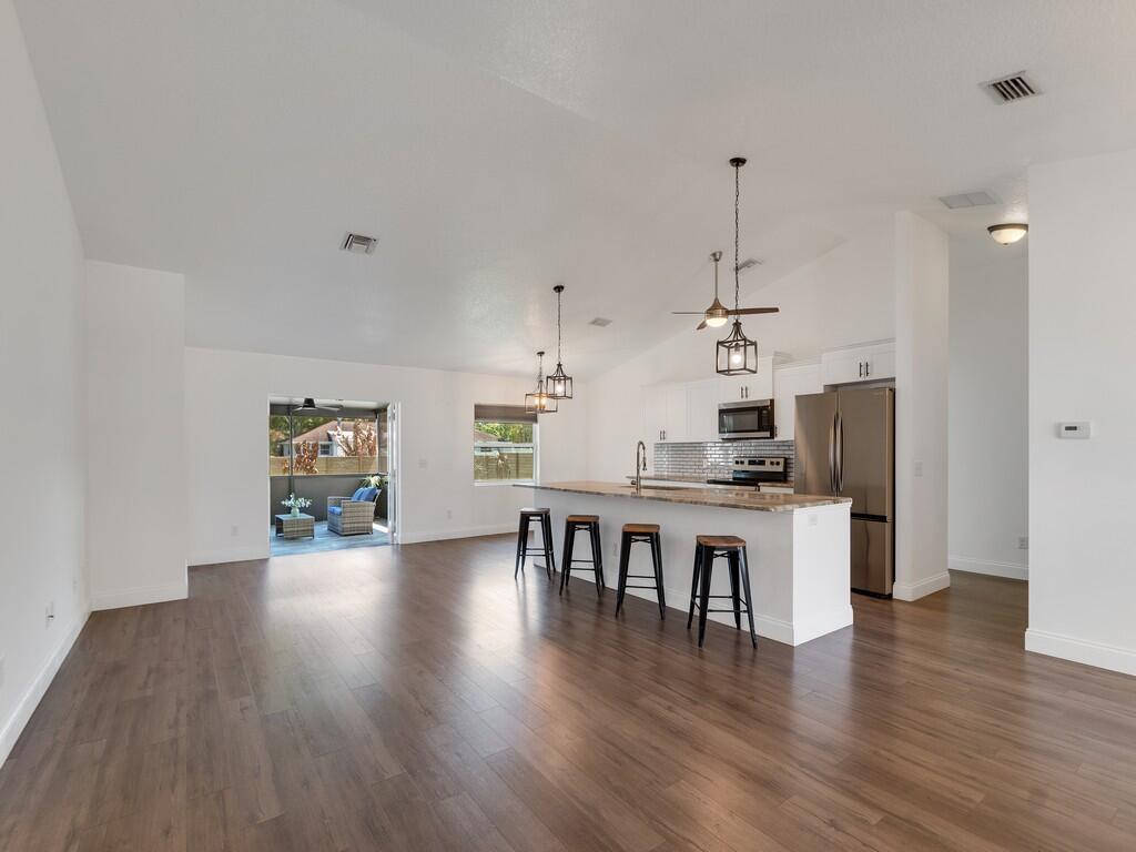 1330 38th Avenue, Vero Beach FL 32960 photo 5