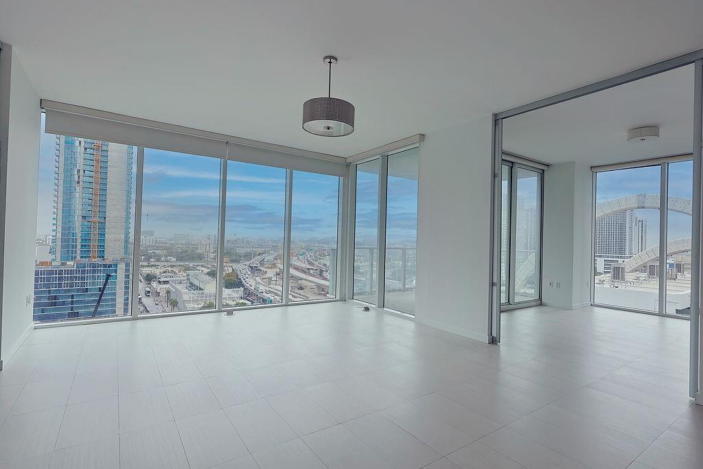 1040 Biscayne Boulevard # 1406, Miami FL 33132 photo 4