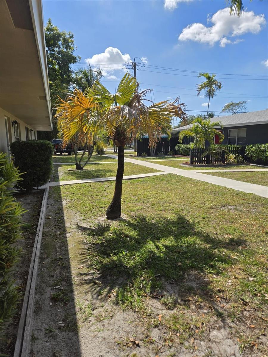 581 NE 34th Court # A, Oakland Park FL 33334 photo 4