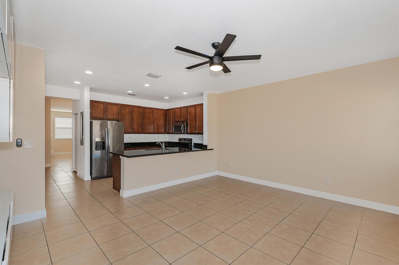 932 SW 147th Avenue # 2905, Pembroke Pines FL 33027 photo 2