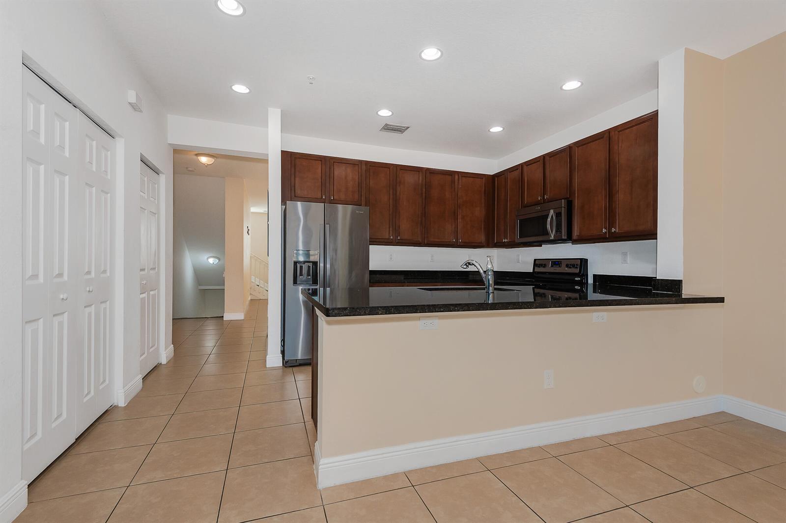 932 SW 147th Avenue # 2905, Pembroke Pines FL 33027 photo 3