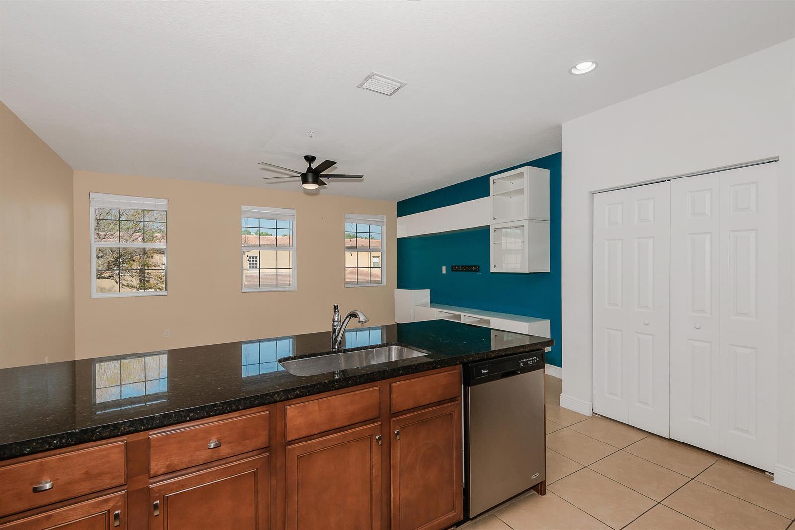 932 SW 147th Avenue # 2905, Pembroke Pines FL 33027 photo 4